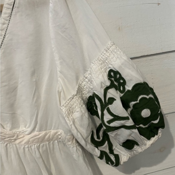 Anthropology Lithe White and Green 3/4 Sleeve Tie Front Blouse - Picture 4 of 13